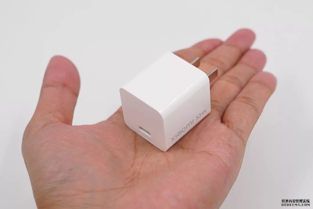 谷歌Pixel6不再附送充电器，国产33W合封氮化镓芯片盘点