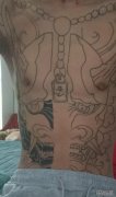退钱休想！14岁男孩“纹满身骷髅”家长