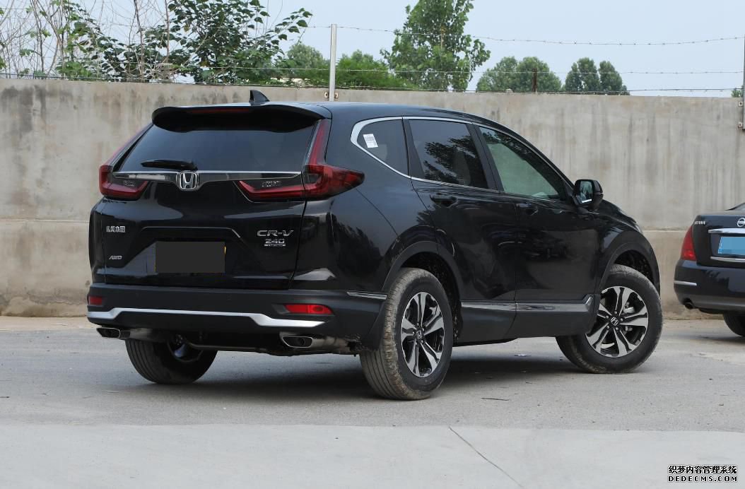 花20左右万买SUV，建议选四驱车型，这三款不但耐用，自驾游也行