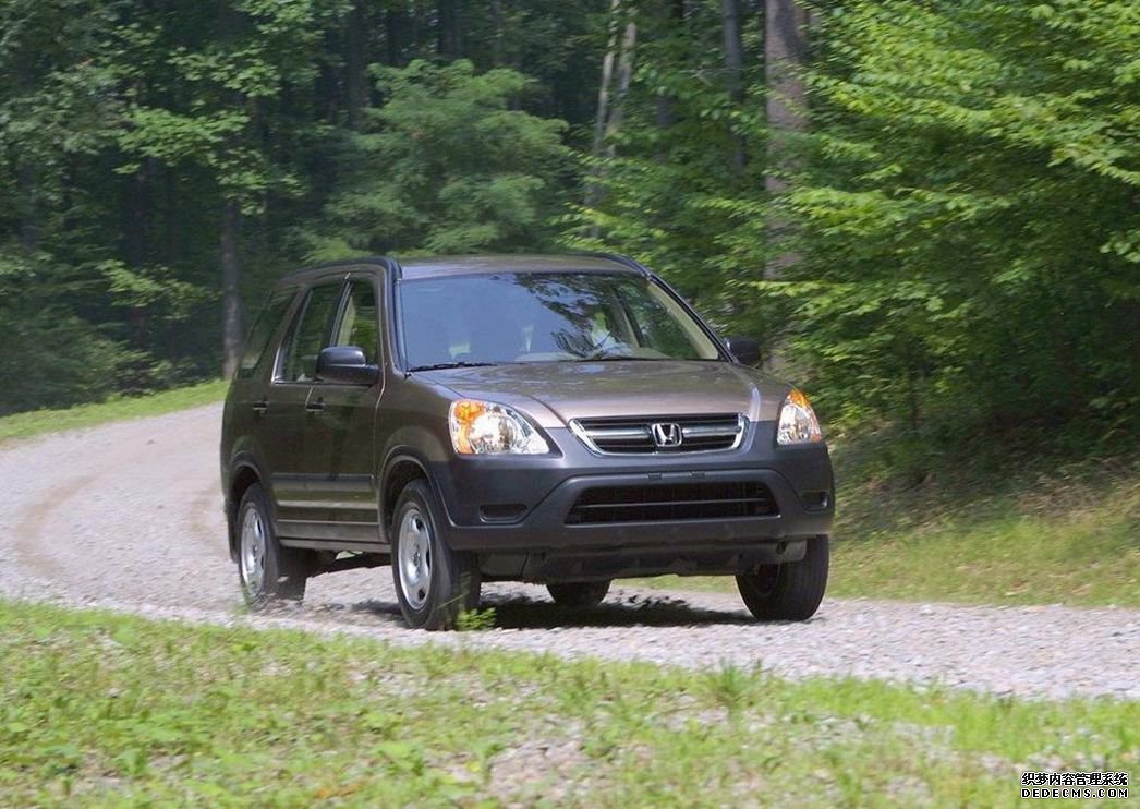 花20左右万买SUV，建议选四驱车型，这三款不但耐用，自驾游也行