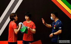 日本小将4-3晋级决赛，19岁直板新星惜败
