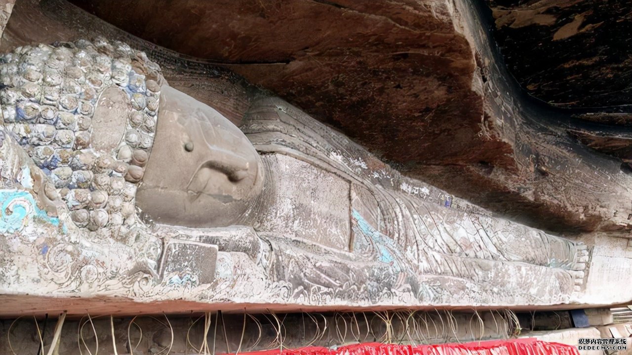人文钓鱼城：三江环抱奇异境，摩崖石铭古今情