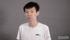 张嘉文化身正义使者，好言相劝喷子队友