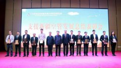 工程援疆我们在行动
