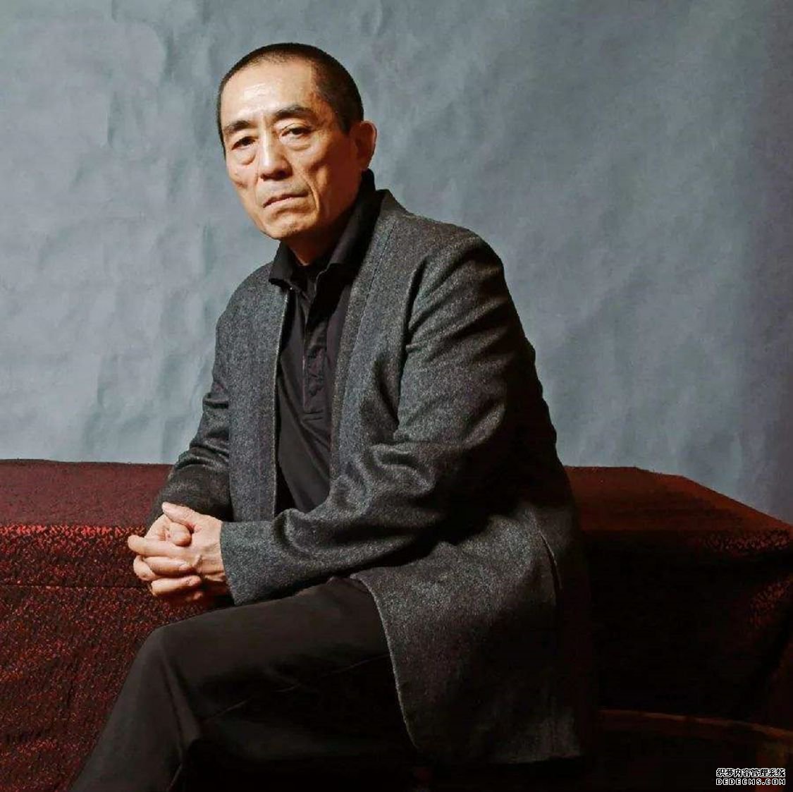 张艺谋为什么几乎不跟冯小刚来往？关键是当年他的一番话