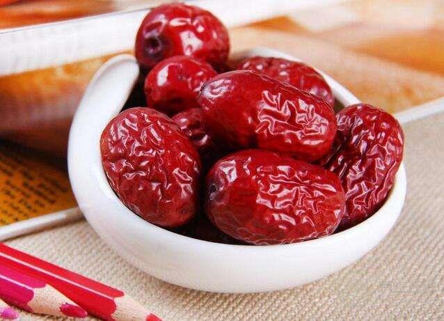 蜜枣和红枣的区别  与大枣相克的食物有哪些？